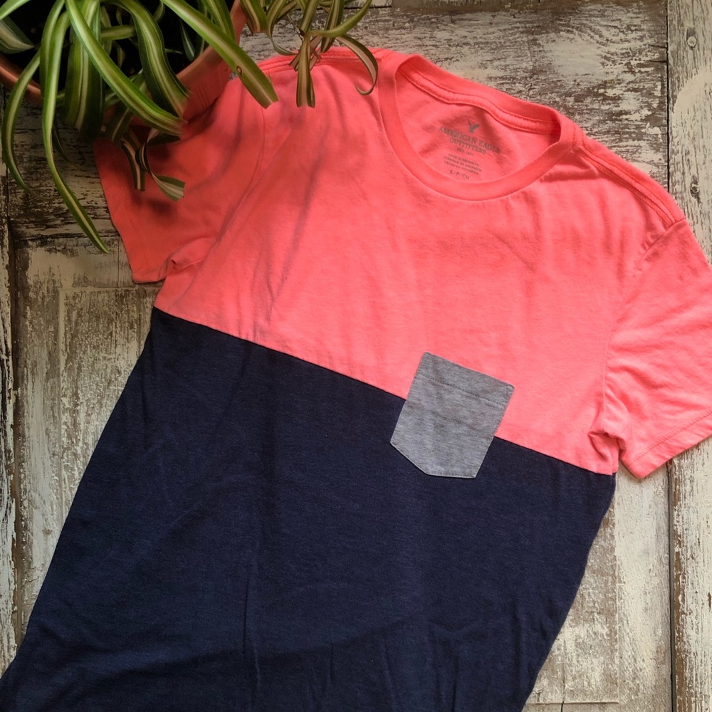 American Eagle Outfitters Men’s T Shirt